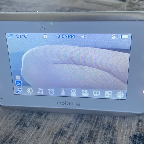 Motorola Double Baby Monitor - Picture 4 of 5